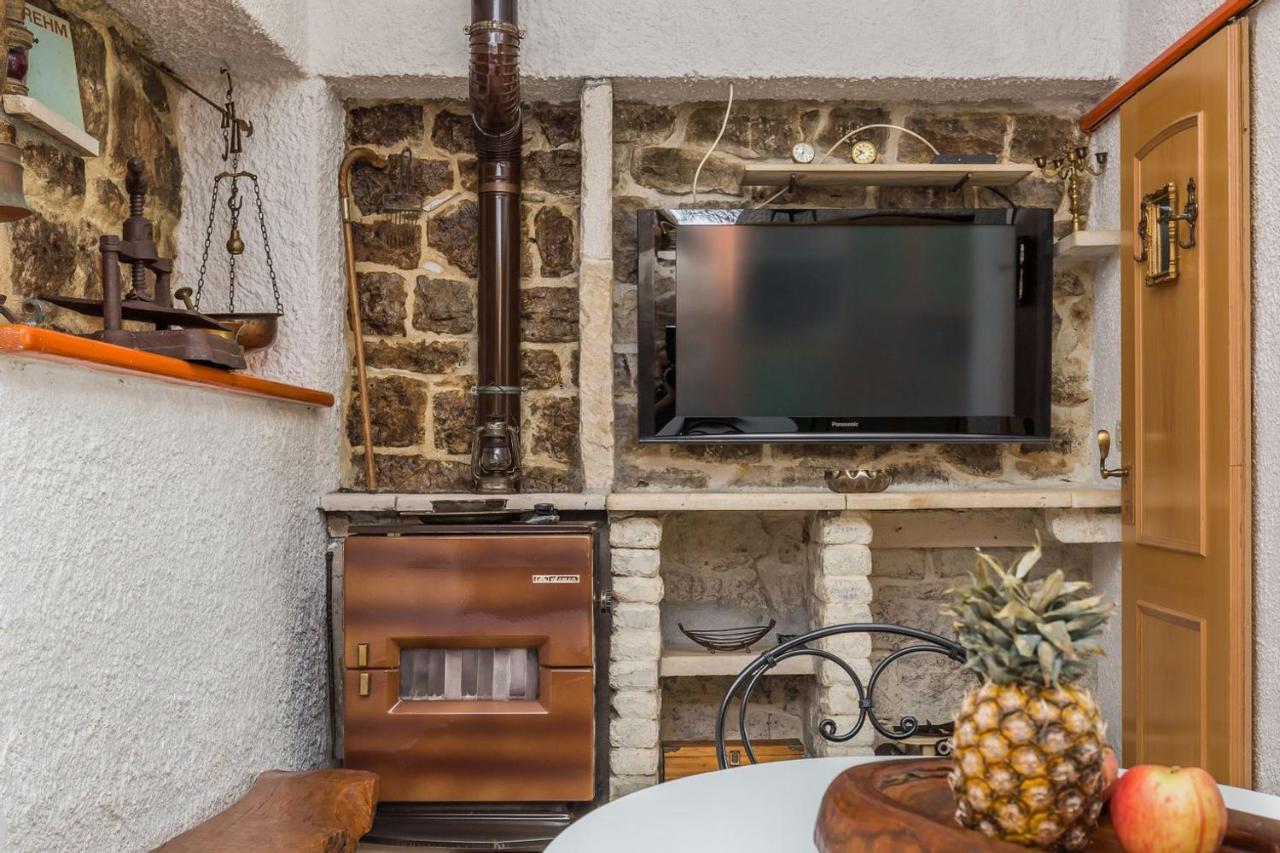 Mini Stone House Vila Omiš Exterior foto